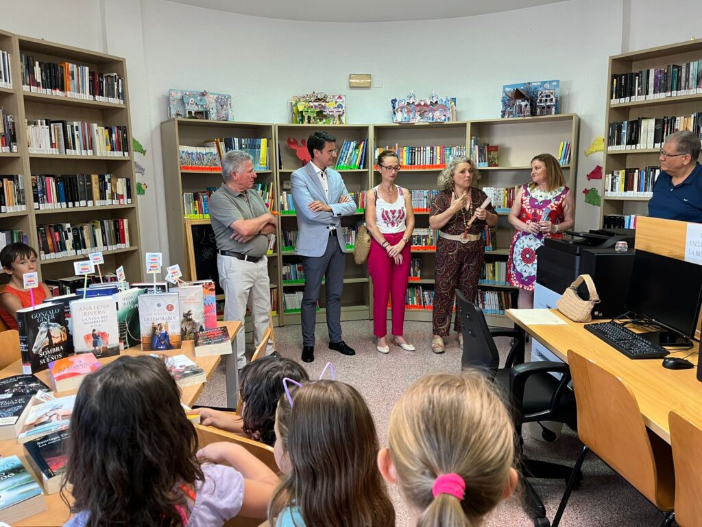 Bibliotecas Visita Centro Lectura 'Joaquín Martínez Sánchez' de La Ribera Foto